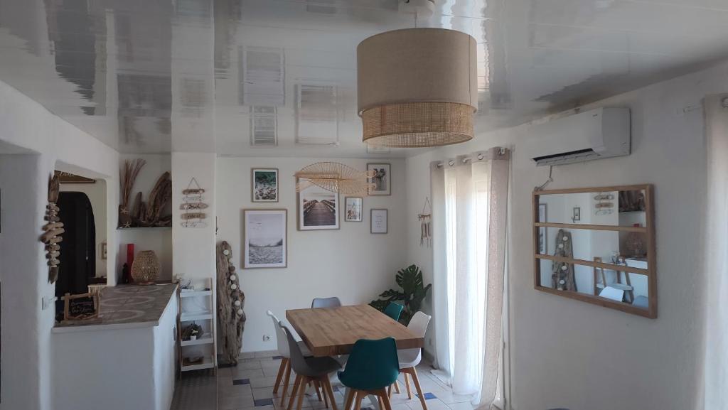 T4 89m2, Cap d'Agde, Secteur Falaise, vue Mer, 8 pers, WIFI, 100 m plage photo 1