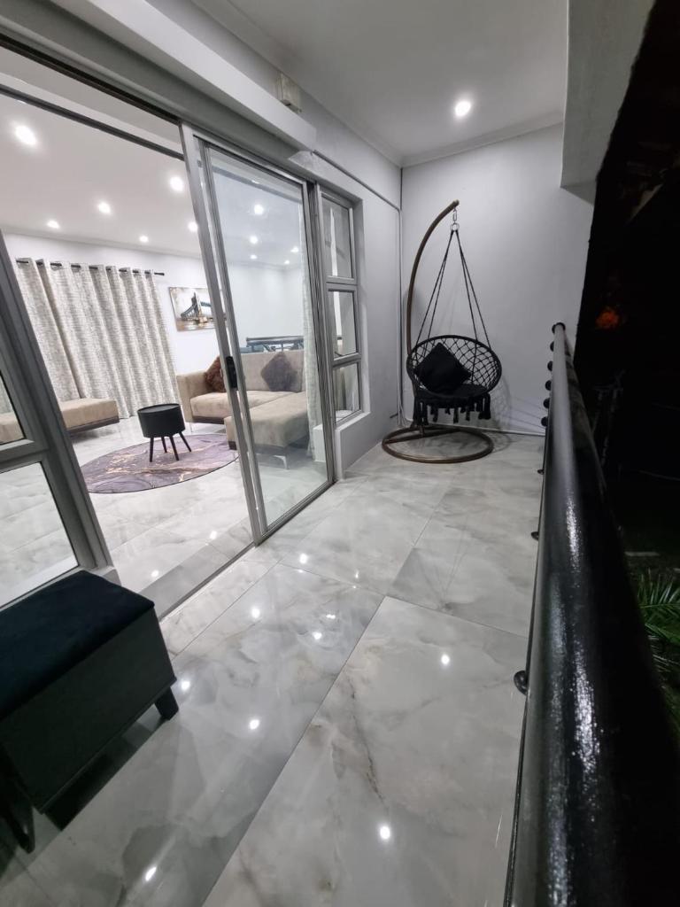 Luxury Secured Apartment photo 3