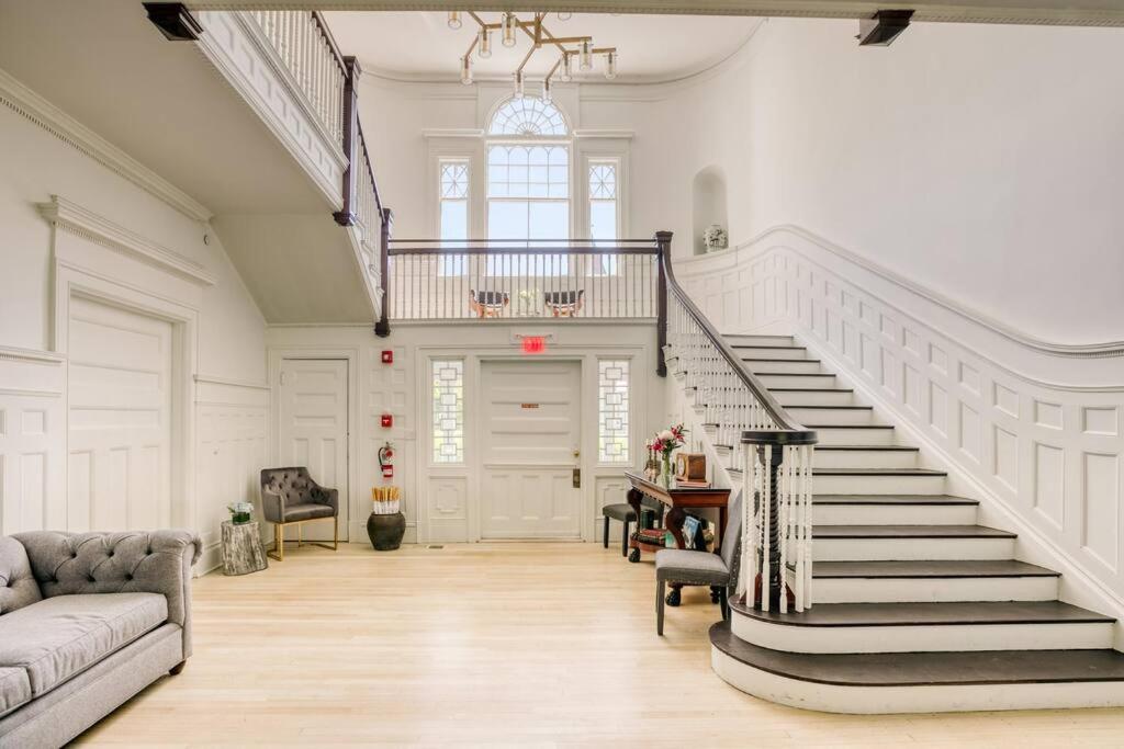 Built for a US Secretary of State 13K SF in Lenox photo 4