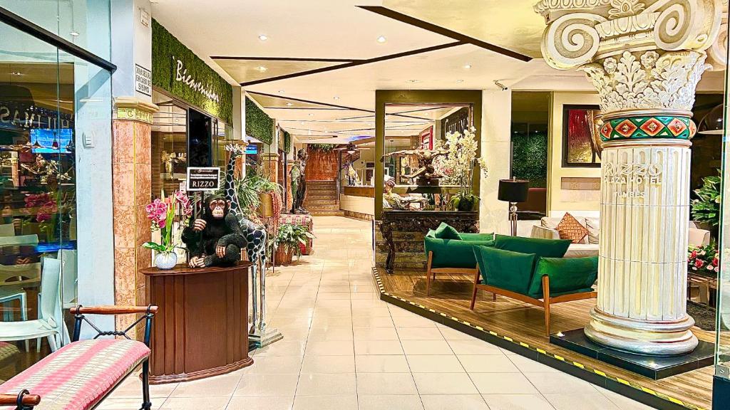 Rizzo Plaza Hotel photo 2