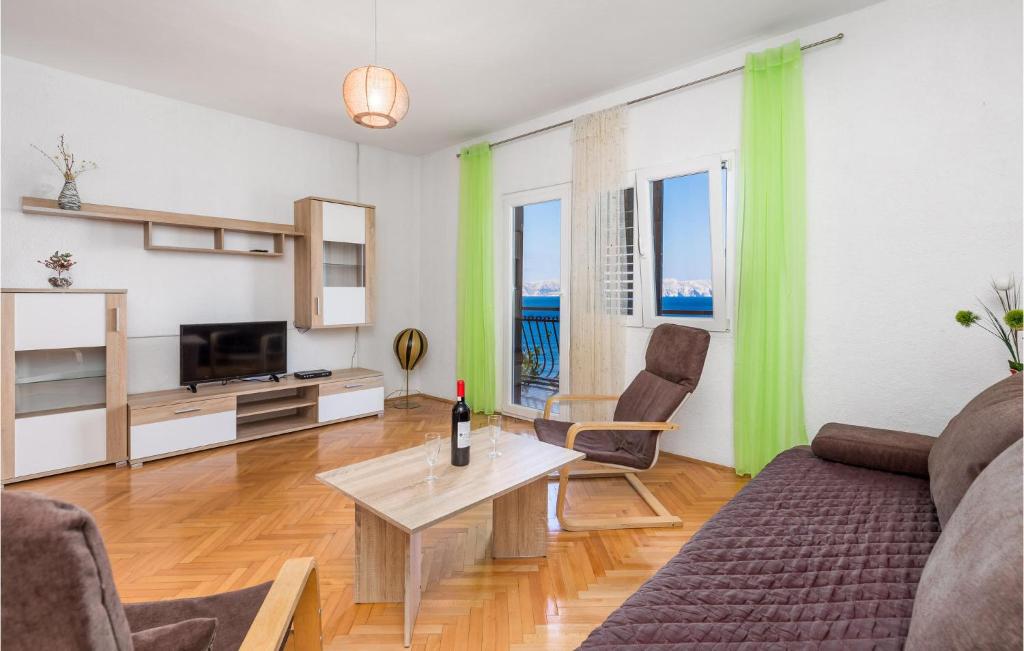 Beautiful Apartment In Sveti Juraj With 2 Bedrooms And Wifi photo 3