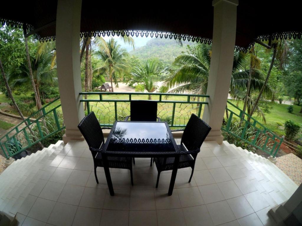 Phubachiang Golf and Resort Pakse photo 3