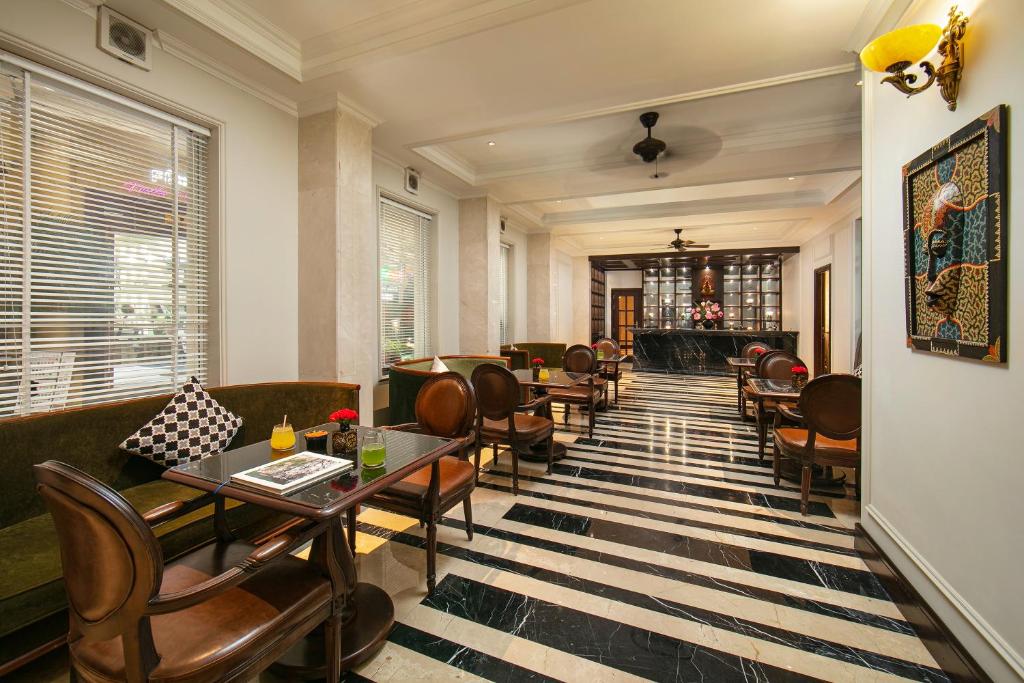 Khách sạn Essence Hà Nội