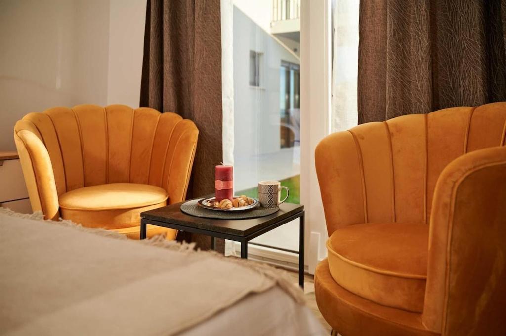 Villa Stella, private pool, sleeps 12, Dugi Rat photo 2