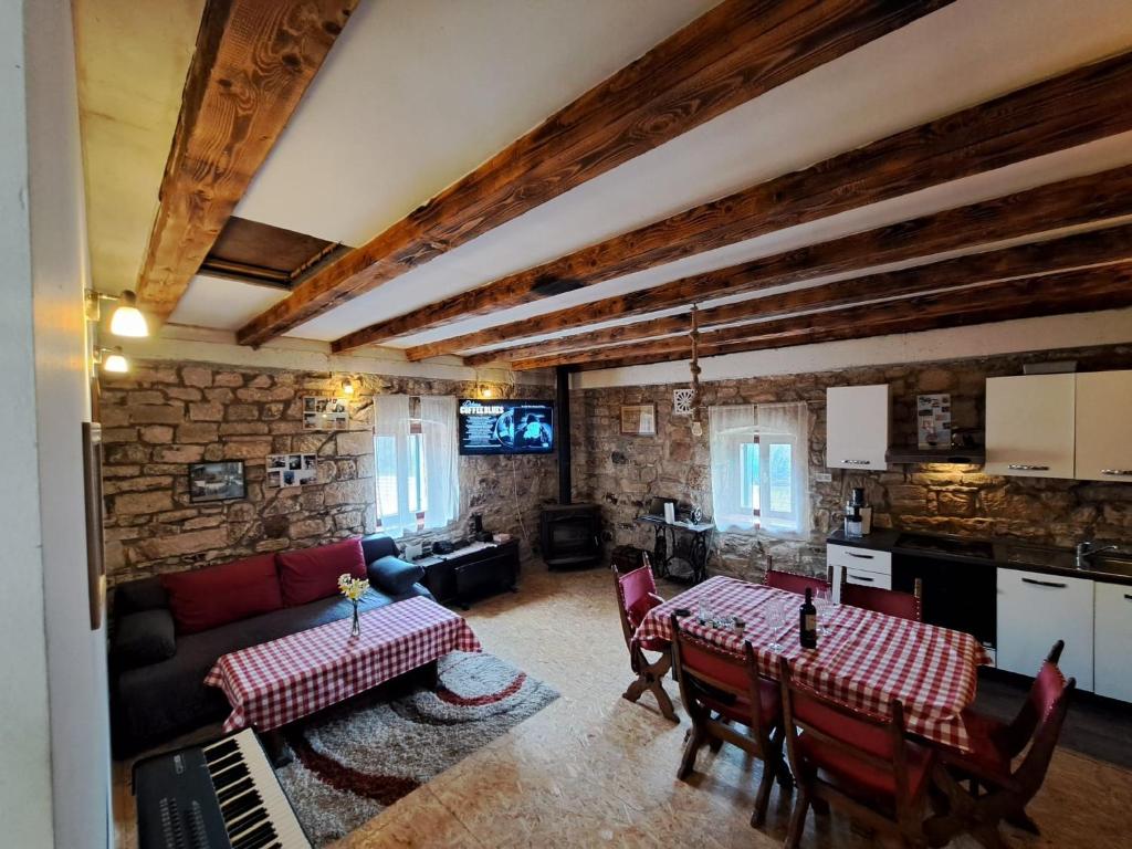 Apartment Rural Podastrana photo 1