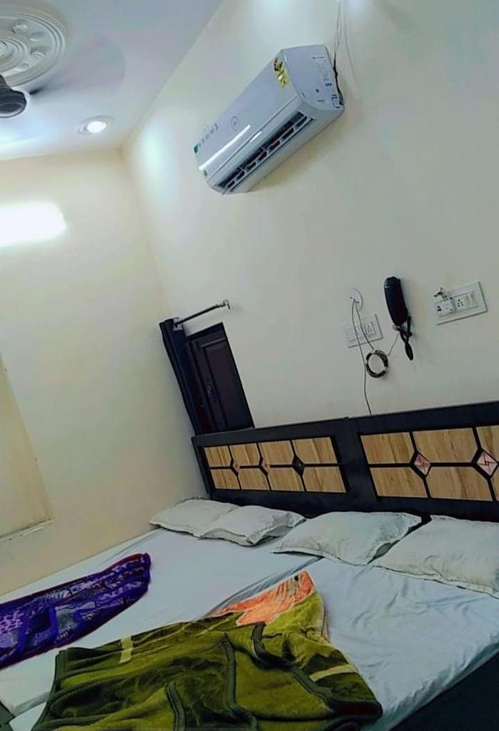 Hotel Jindal Paradise 5 Min Distance from Dargah photo 2