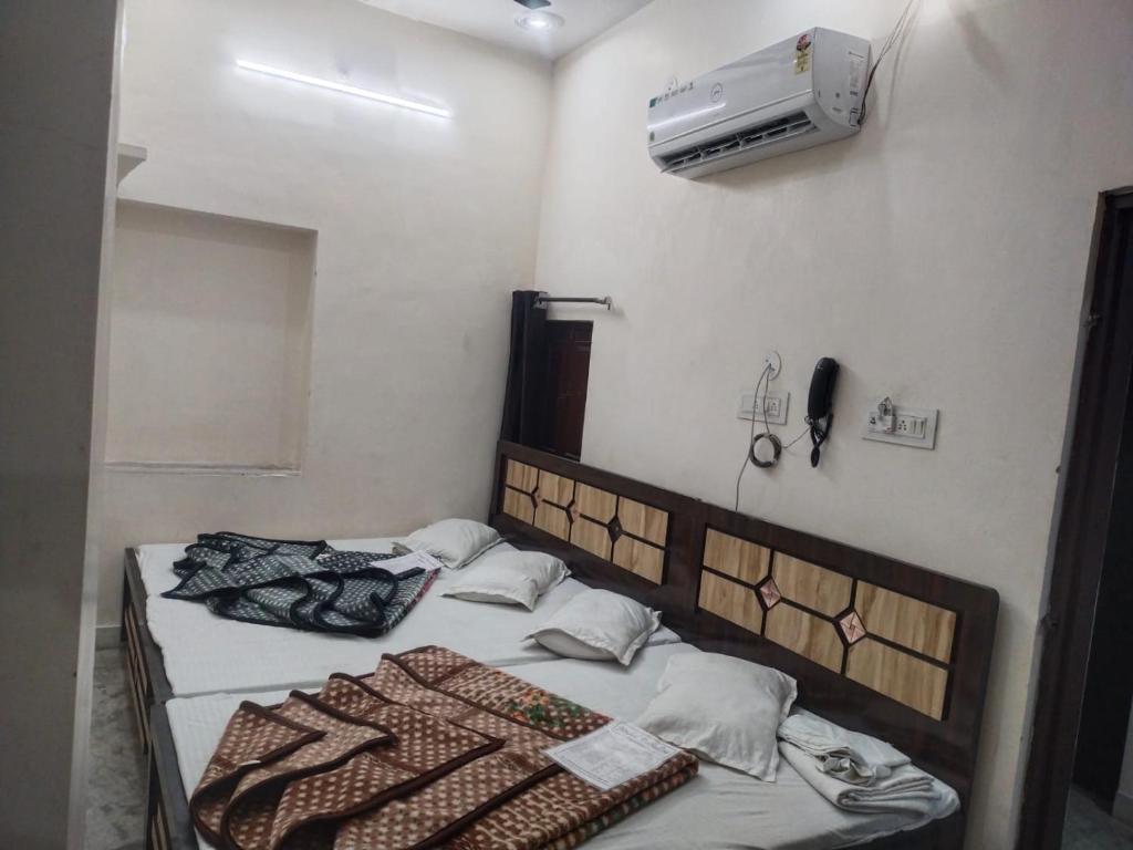Hotel Jindal Paradise 5 Min Distance from Dargah photo 1