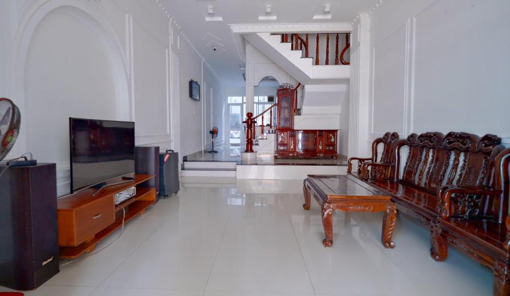 Lavies House 3 ( VILLA Hồ Bơi )