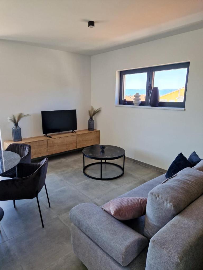 Apartments Terra Sun with Private Pool or Jacuzzi photo 4