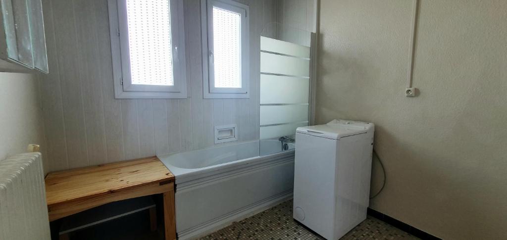Appartement Lumineux et spacieux photo 4