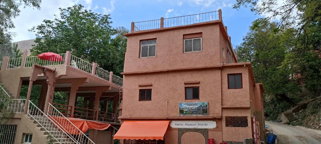 Auberge Toubkal Amsouzart Aitst Idar photo 4