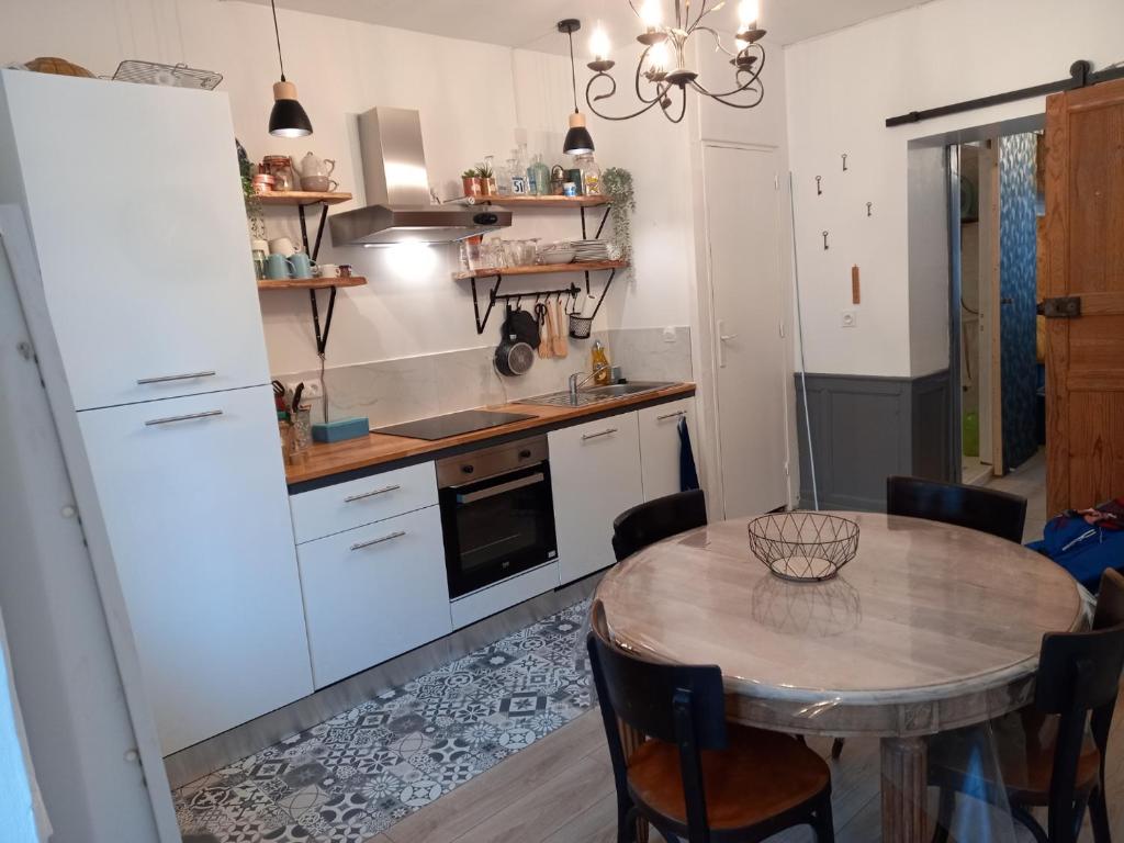 Appartement rue de la cascade 64440 Eaux-Bonnes photo 1