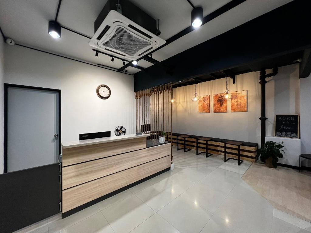 The Freedom Club Hostel KL photo 3