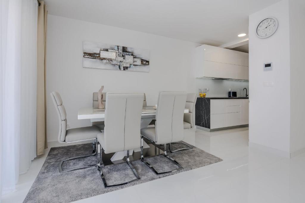 Apartments Gavran photo 3