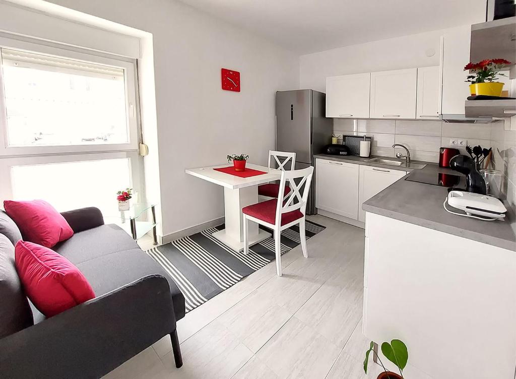 Apartment Oliva photo 2