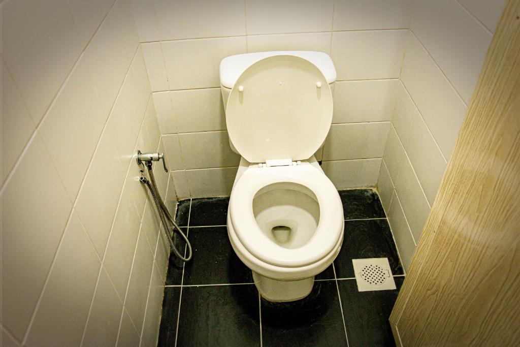 Upspot Kuching Waterfront Premium Hostel photo 4