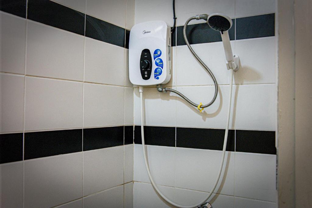 Upspot Kuching Waterfront Premium Hostel photo 2