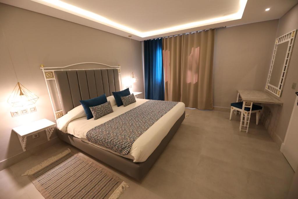 Suites Hôtel Les Charmilles & Spa photo 4