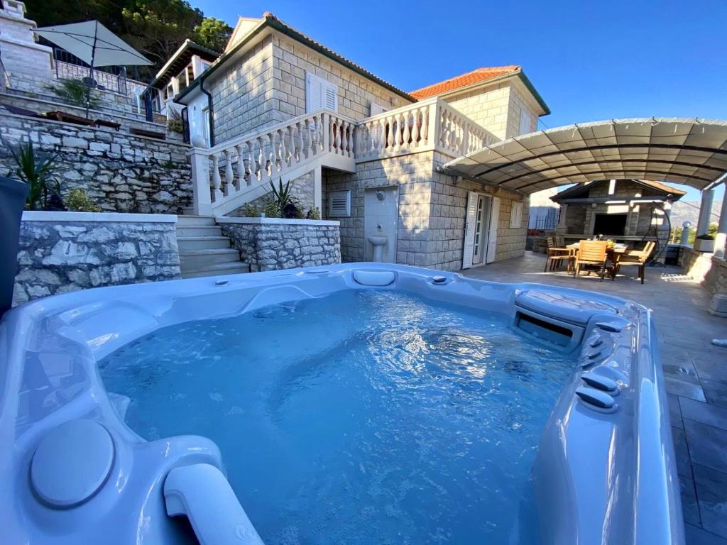 Villa Fjera with a sea view, hot tubs, terrace, BBQ photo 1