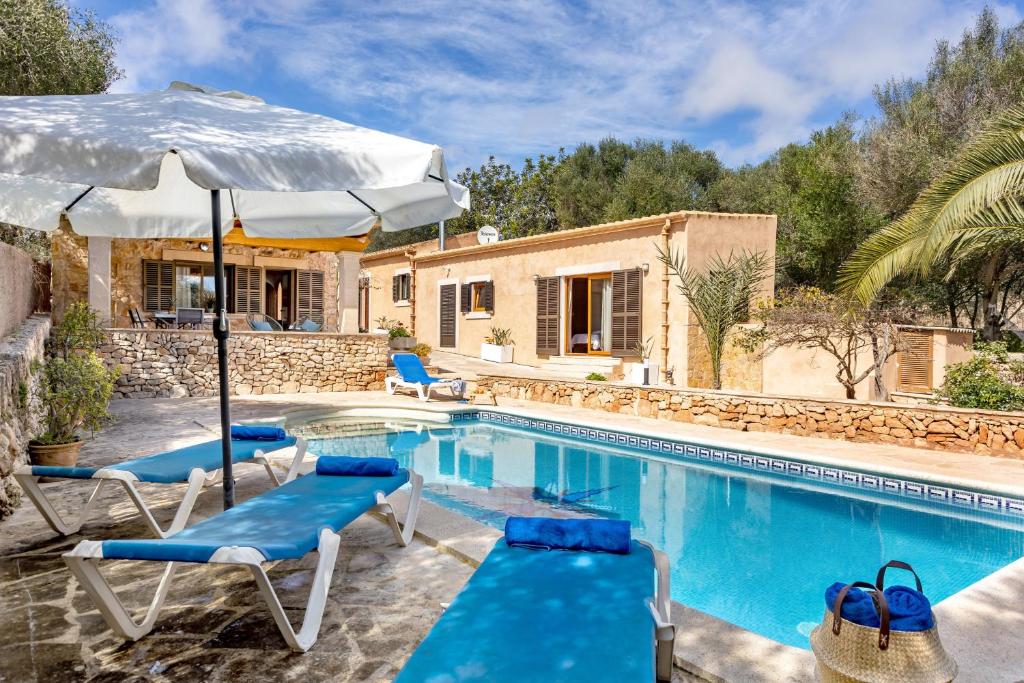 Son Sec mit Pool und Wifi photo 1