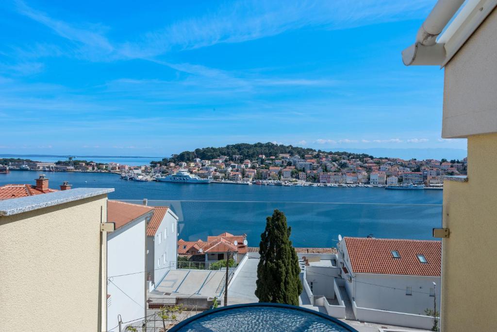 Apartments Čikat Mali Lošinj photo 1