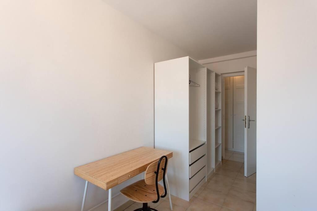 L41 Suite Paladium parking 8pax 4rooms balcony WIFI/AC photo 2
