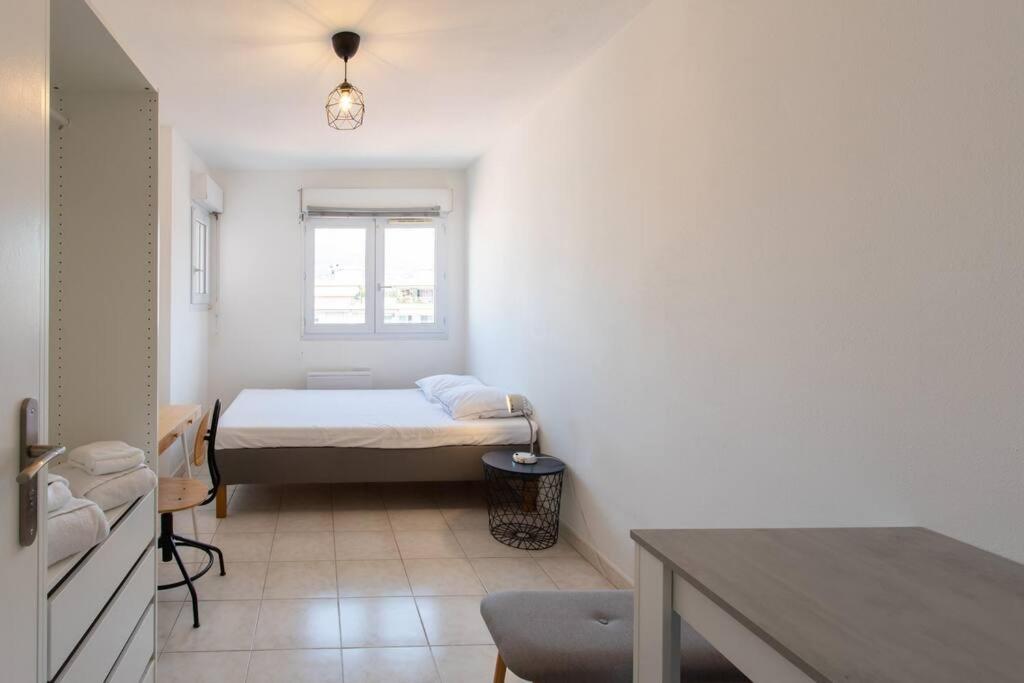 L41 Suite Paladium parking 8pax 4rooms balcony WIFI/AC photo 3