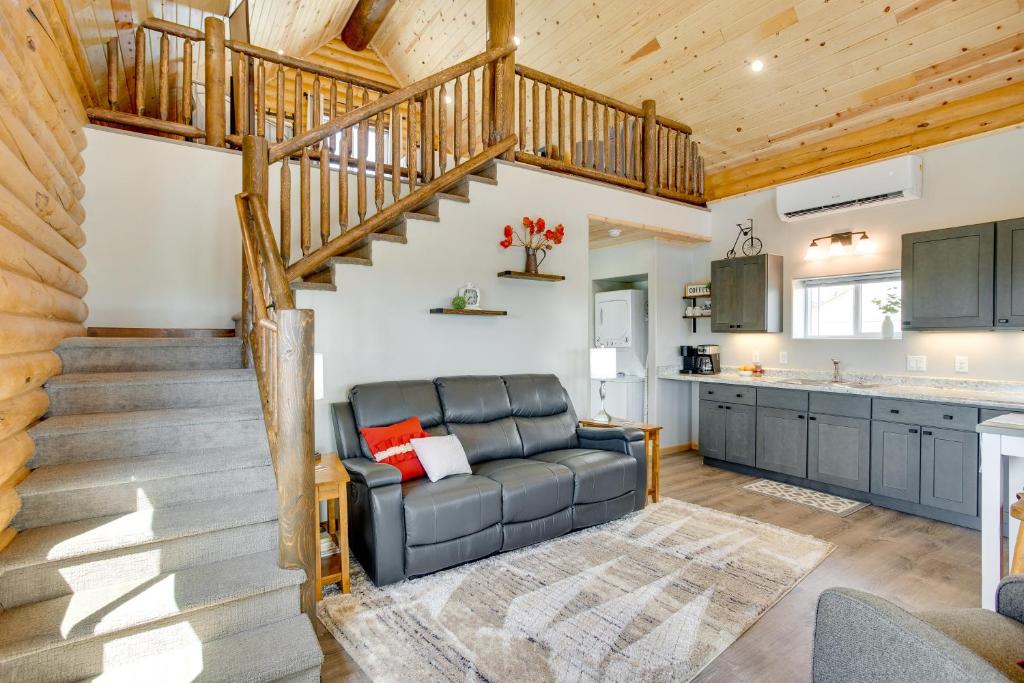 Secluded Grand Junction Getaway with Sweeping Views! photo 3