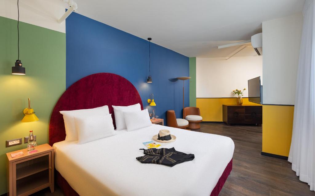PLAY Seaport Suite Hotel TLV photo 1