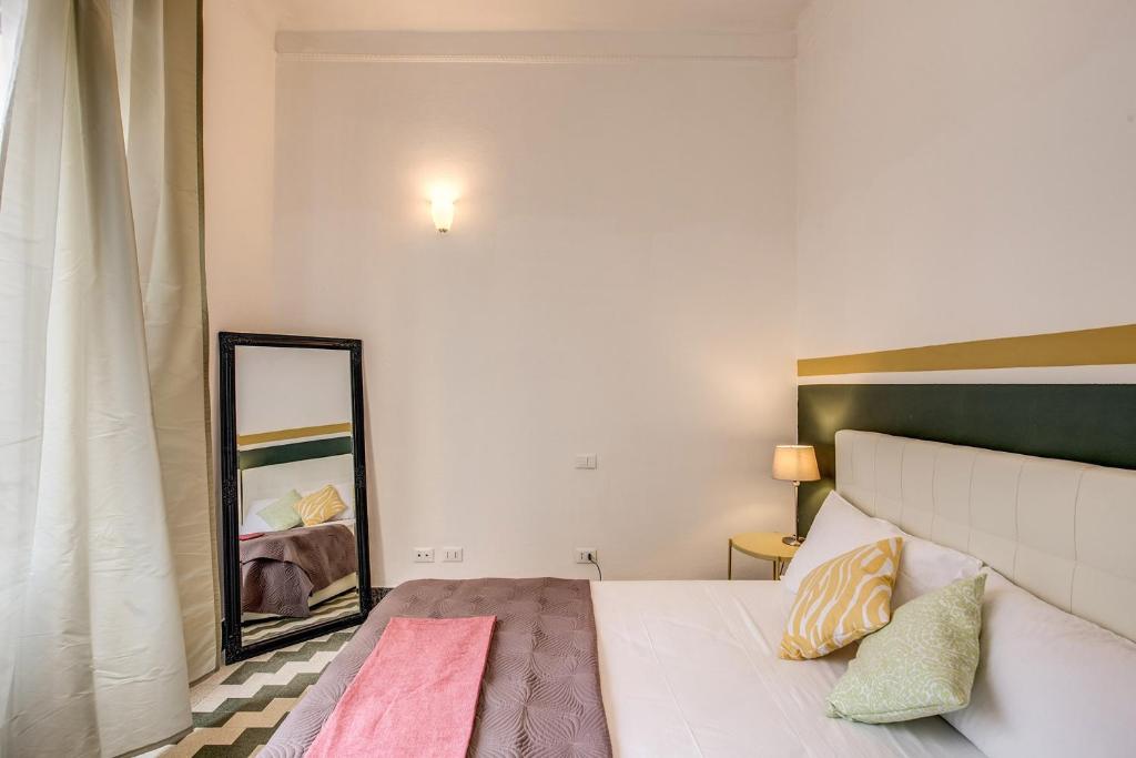 AwesHomeItaly - Bay Windows Apartment photo 4