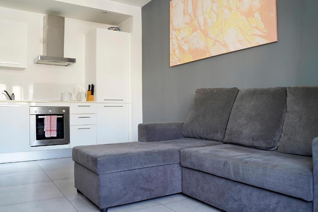 wonderful apartment next to the sea photo 1