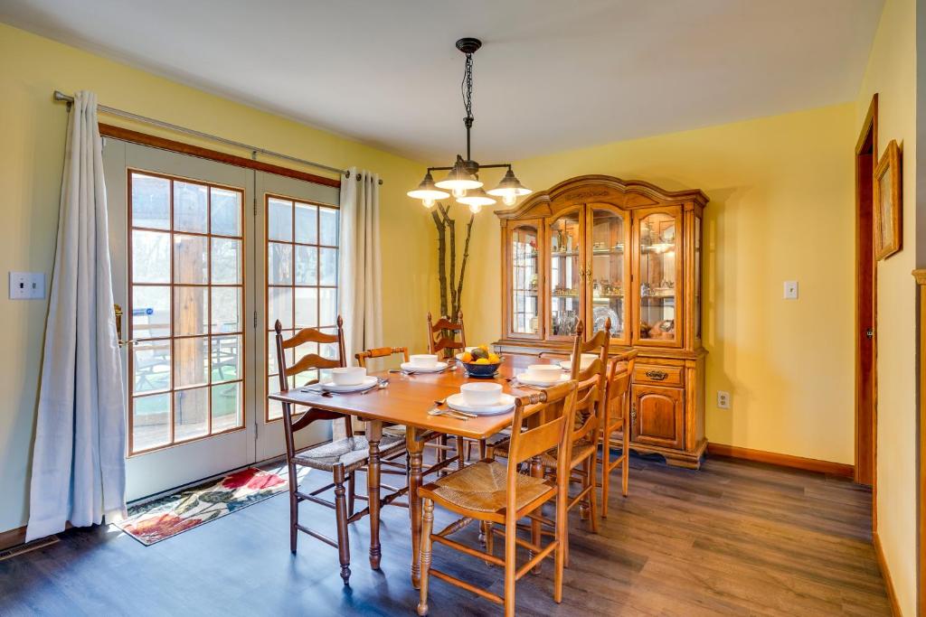 Athens Vacation Rental - 6 Mi to Ohio University! photo 2