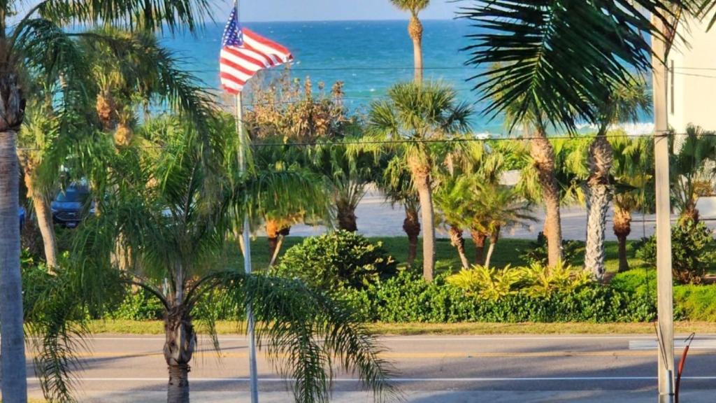 Longboat Bay Club photo 2