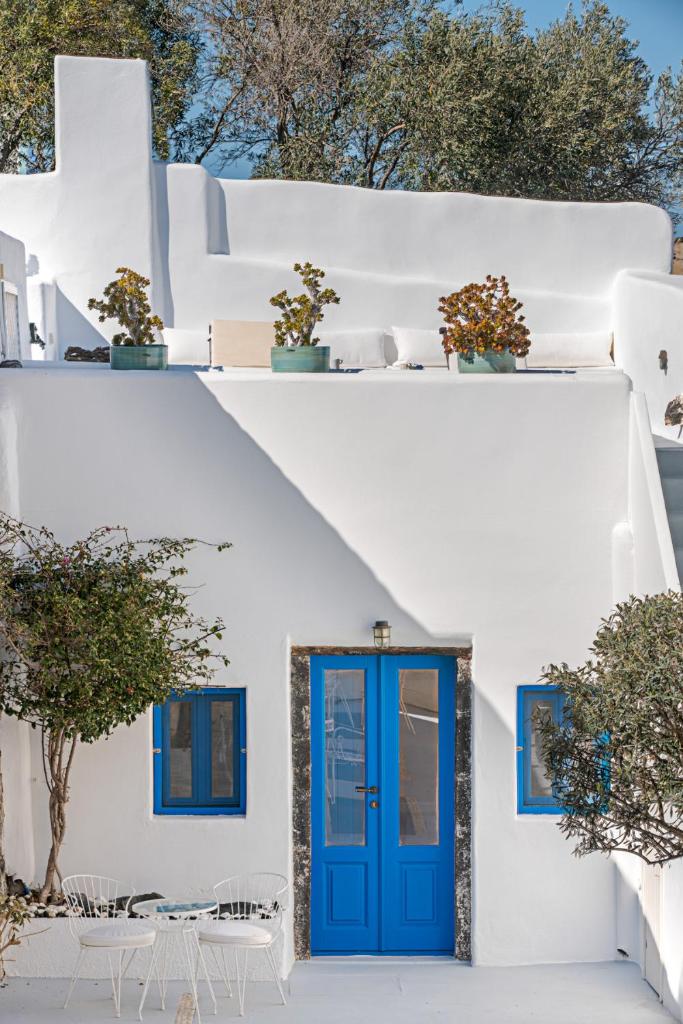 Crown of Fira photo 1