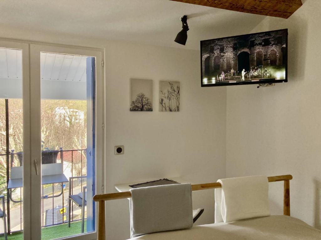Studio Le Roof - Une vue splendide - Petit déjeuner inclus 1ère nuit - AUX 4 LOGIS photo 4