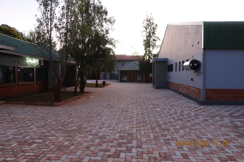 Lolani Apartments photo 4