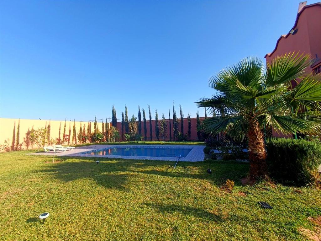 Villa photo 2