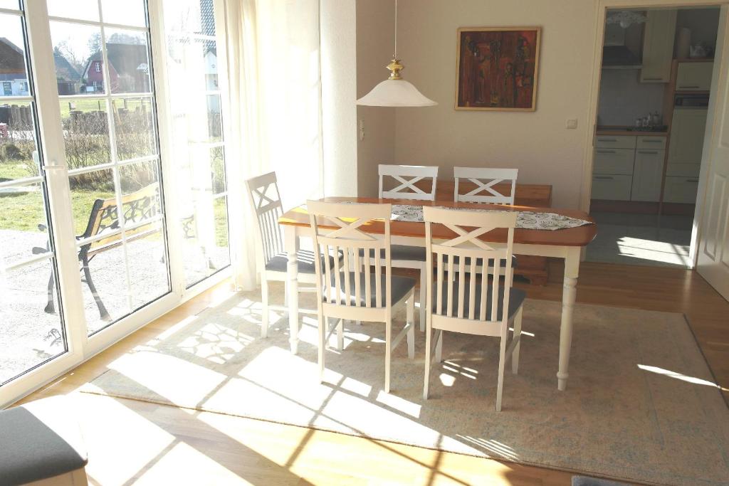 Wildrose FW 2 photo 3