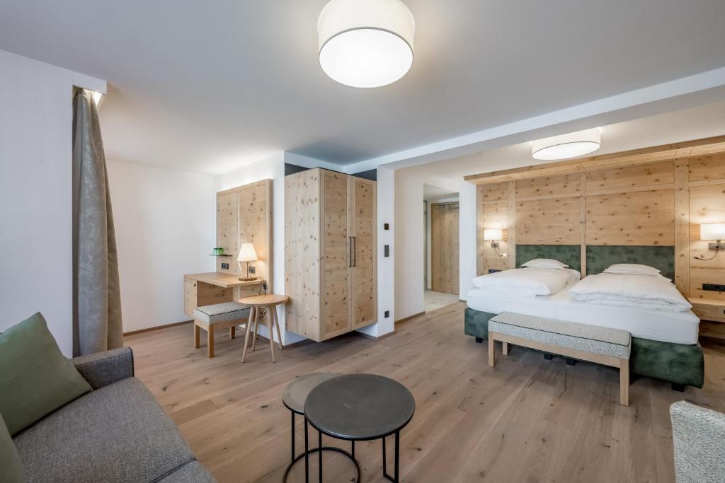 Hotel Enzian & Apartmenthotel Johannes photo 3
