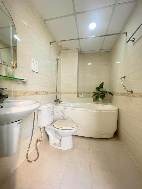 Bay Luxury - Anh Thien Sai Gon Central Hotel - District 1