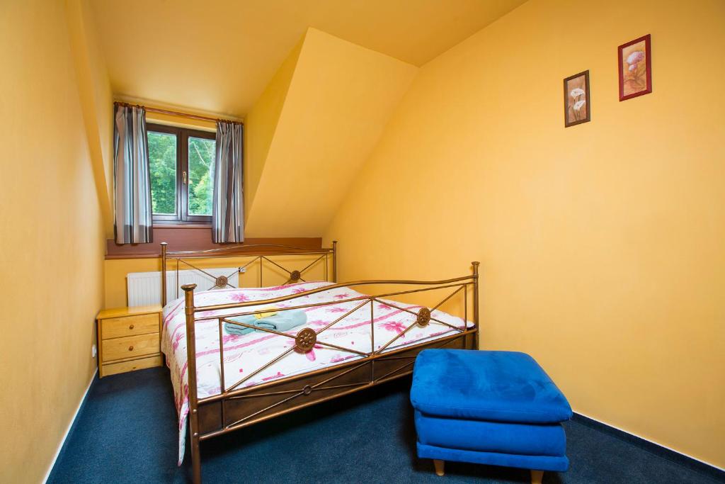 Yellow Ski Apartments photo 4