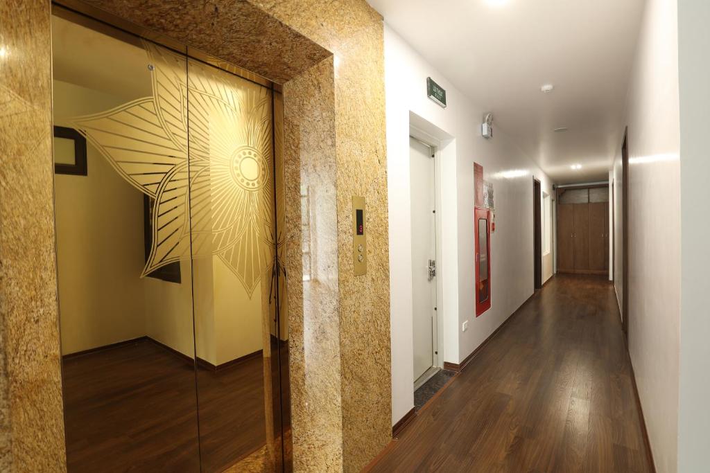 Royal Văn Phú Hotel