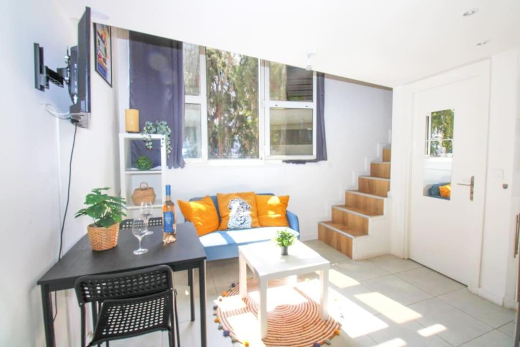 Villa Louisa YourHostHelper photo 4