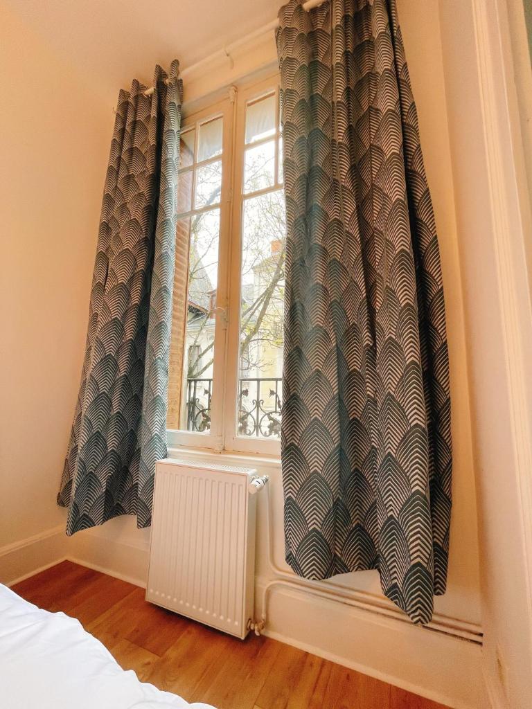 Villa muguette - coeur de Vichy-1er étage-balcon photo 2