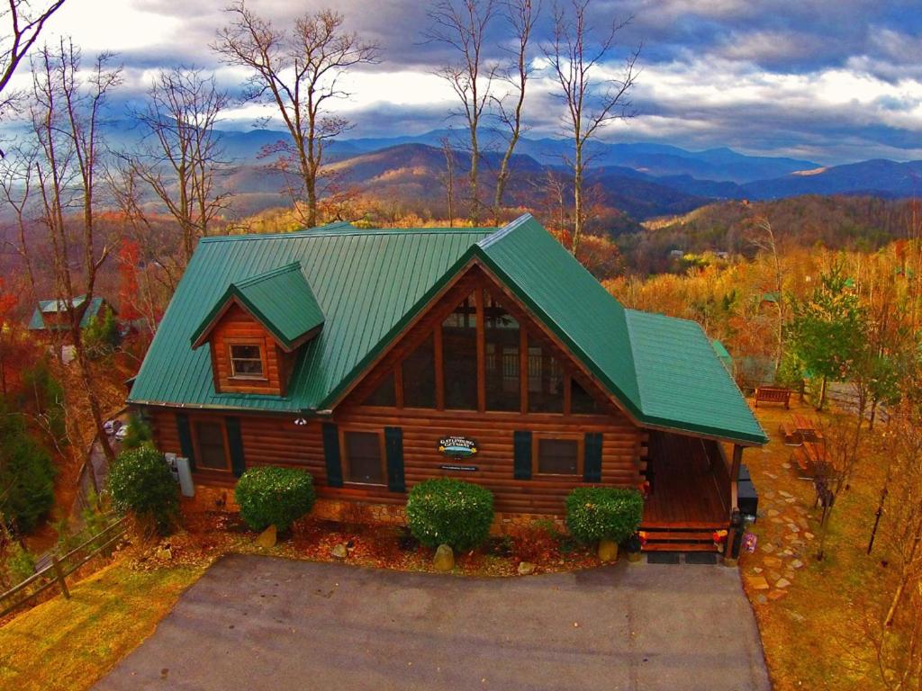 Gatlinburg Getaway image