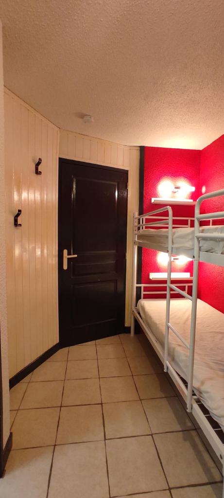 Studio spacieux au pied des pistes sans vue photo 3