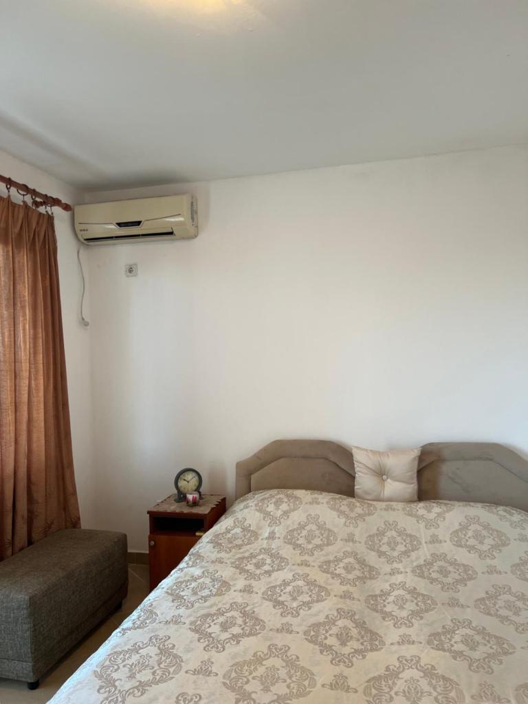 Gjoni Guest House photo 4