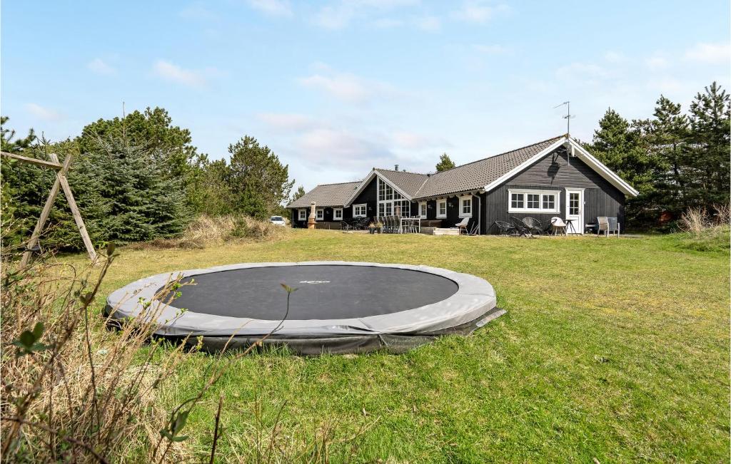 Amazing Home In Blvand With Sauna, Wifi And Indoor Swimming Pool