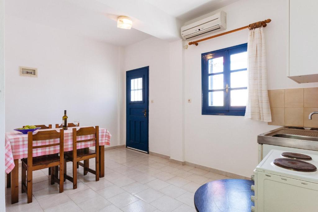 Thalassitis Coastal Apartments photo 4
