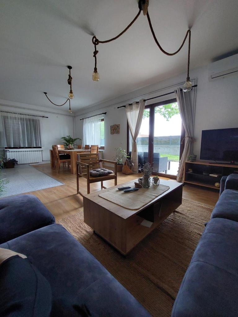 Che Private Rooms Banovci photo 4